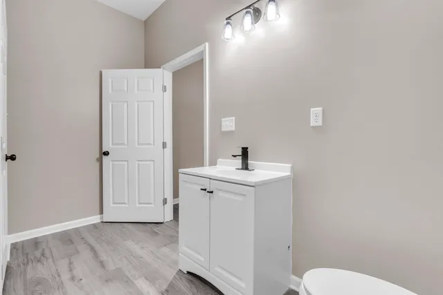 $139,500 | 306 S Parkway East, Memphis, TN 38106