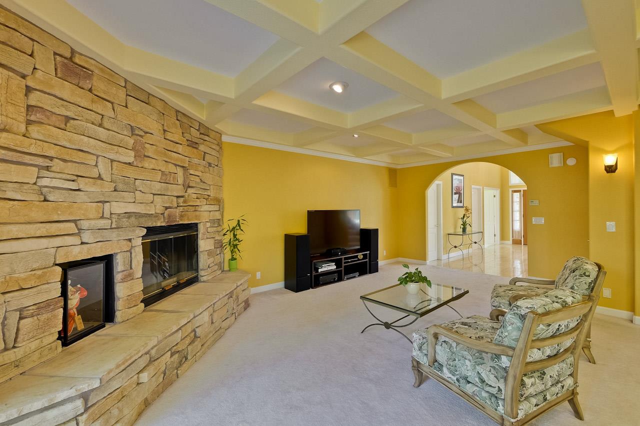 21982 McClellan Road Cupertino, CA 95014 - Photo 17 of 32 Gallery Image 17