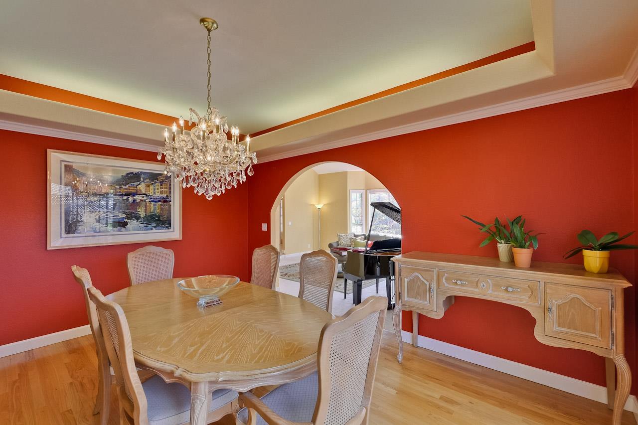 21982 McClellan Road Cupertino, CA 95014 - Photo 9 of 32 Gallery Image 9