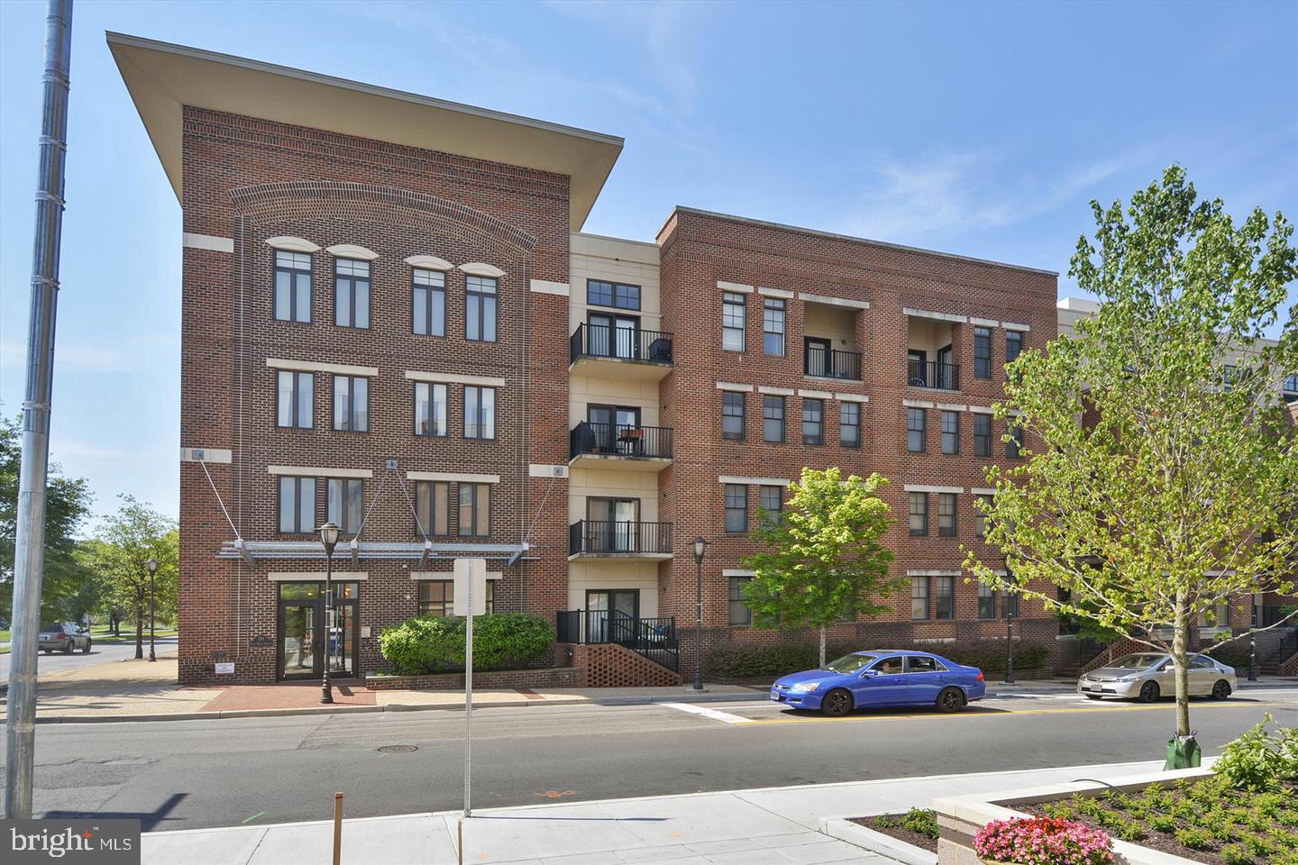 181 East Reed Avenue, Unit 305 Alexandria, VA 22305 - Photo 1 of 38 Welcome to 181 E Reed Ave!