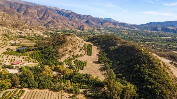 $5,000,000 | 2250 Hermitage Road, Ojai, CA 93023