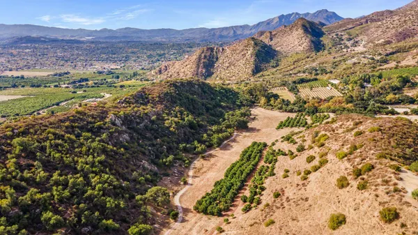 $5,000,000 | 2250 Hermitage Road, Ojai, CA 93023