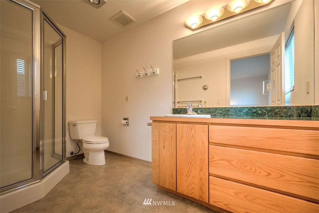 3102 Georgia Place Anacortes, WA 98221 - Photo 14 of 25
