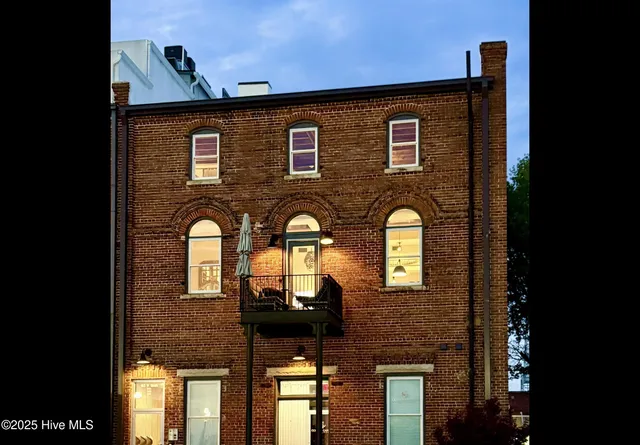 $599,000 | 183 West Main Street, Unit 205, Washington, NC 27889