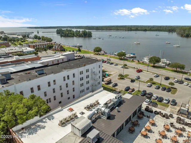 $599,000 | 183 West Main Street, Unit 205, Washington, NC 27889