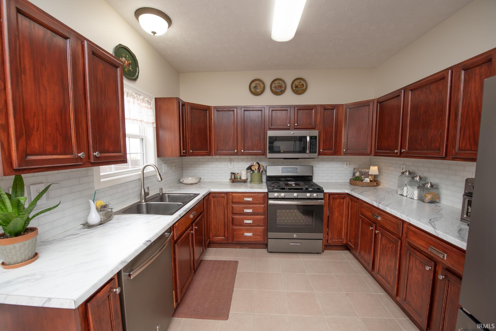 245 West Ramey Street Rossville, IN 46065 - Photo 11 of 32