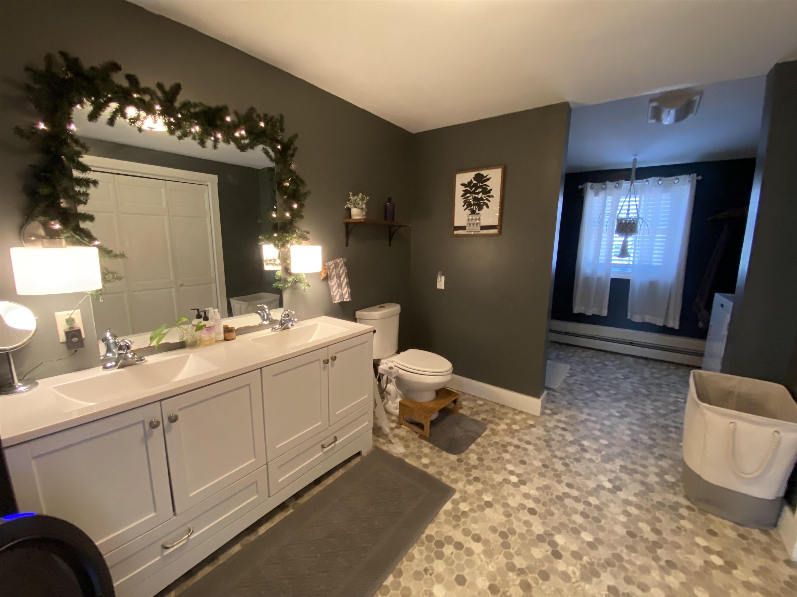 2254 Main Street Bethlehem, NH 03574 - Photo 16 of 21