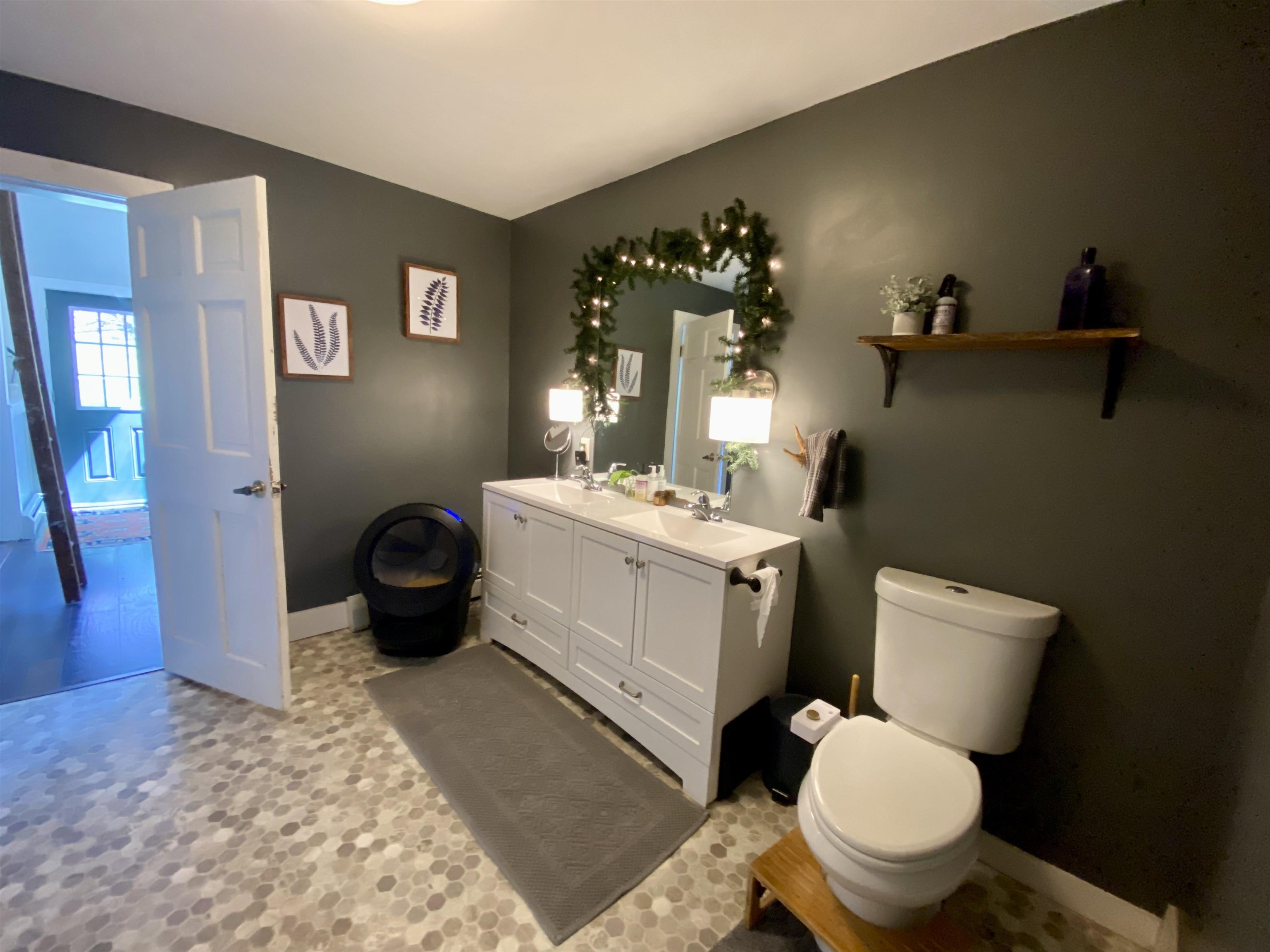 2254 Main Street Bethlehem, NH 03574 - Photo 18 of 21