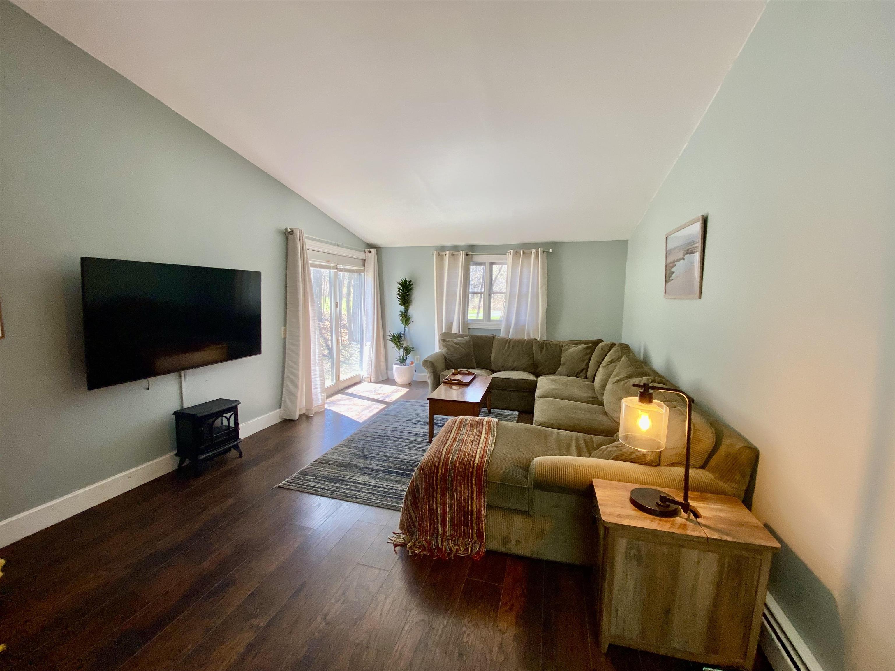 2254 Main Street Bethlehem, NH 03574 - Photo 6 of 21