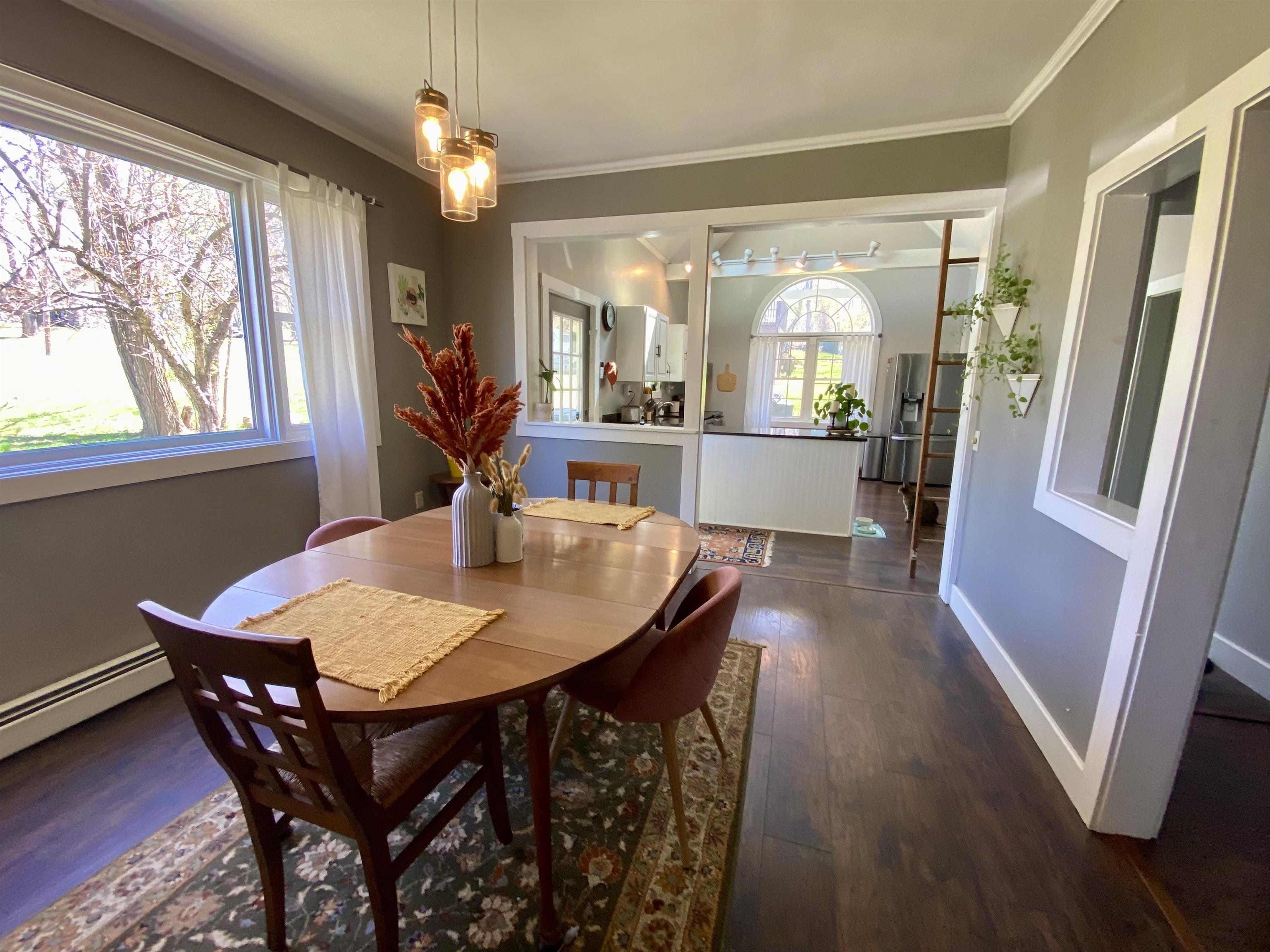 2254 Main Street Bethlehem, NH 03574 - Photo 10 of 21