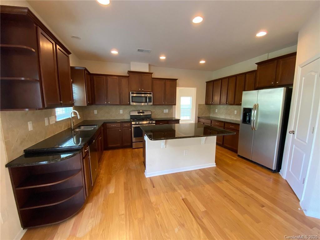 8900 Happiness Road Harrisburg, NC 28075 - Photo 4 of 25 Gallery Image 4