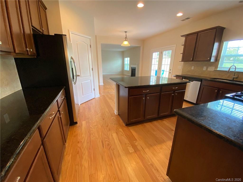 8900 Happiness Road Harrisburg, NC 28075 - Photo 5 of 25 Gallery Image 5