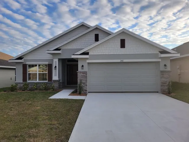 $329,750 | 266 Verny Grove Lane, Fruitland Park, FL 34731