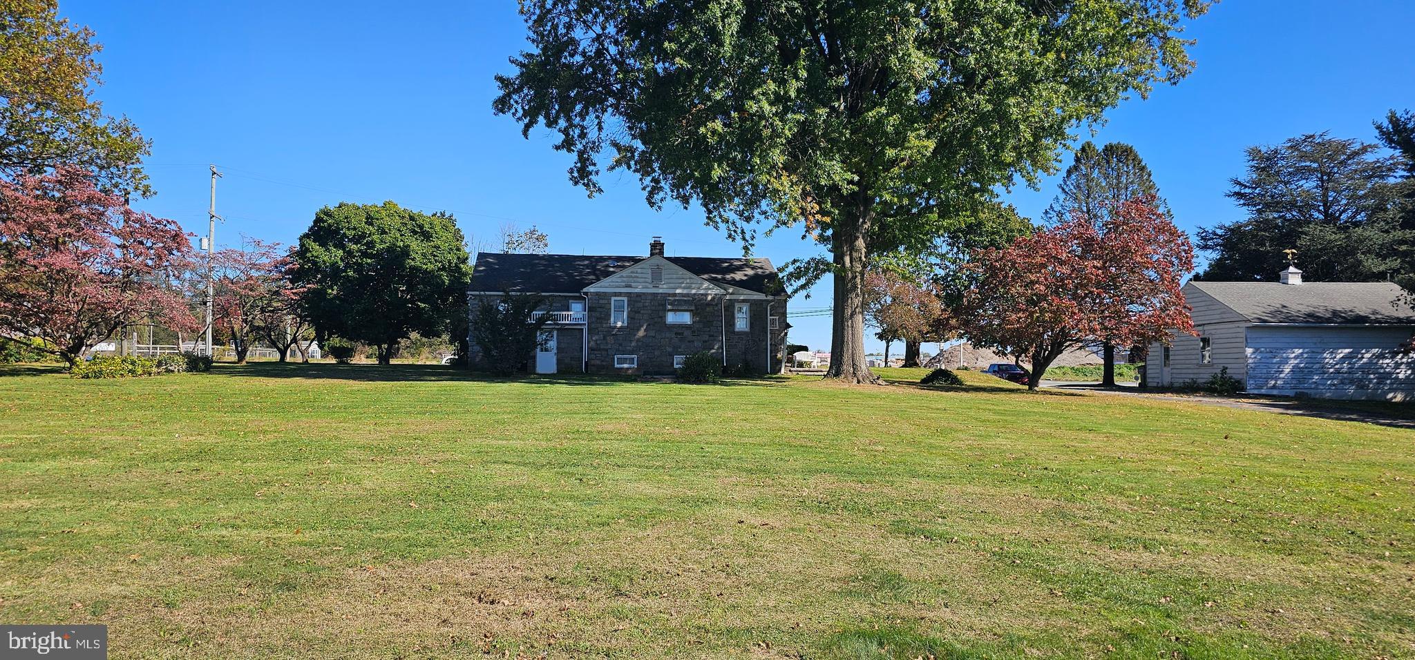 401 Limestone Road Oxford, PA 19363 - Photo 4 of 7 a front view of a house with a garden
