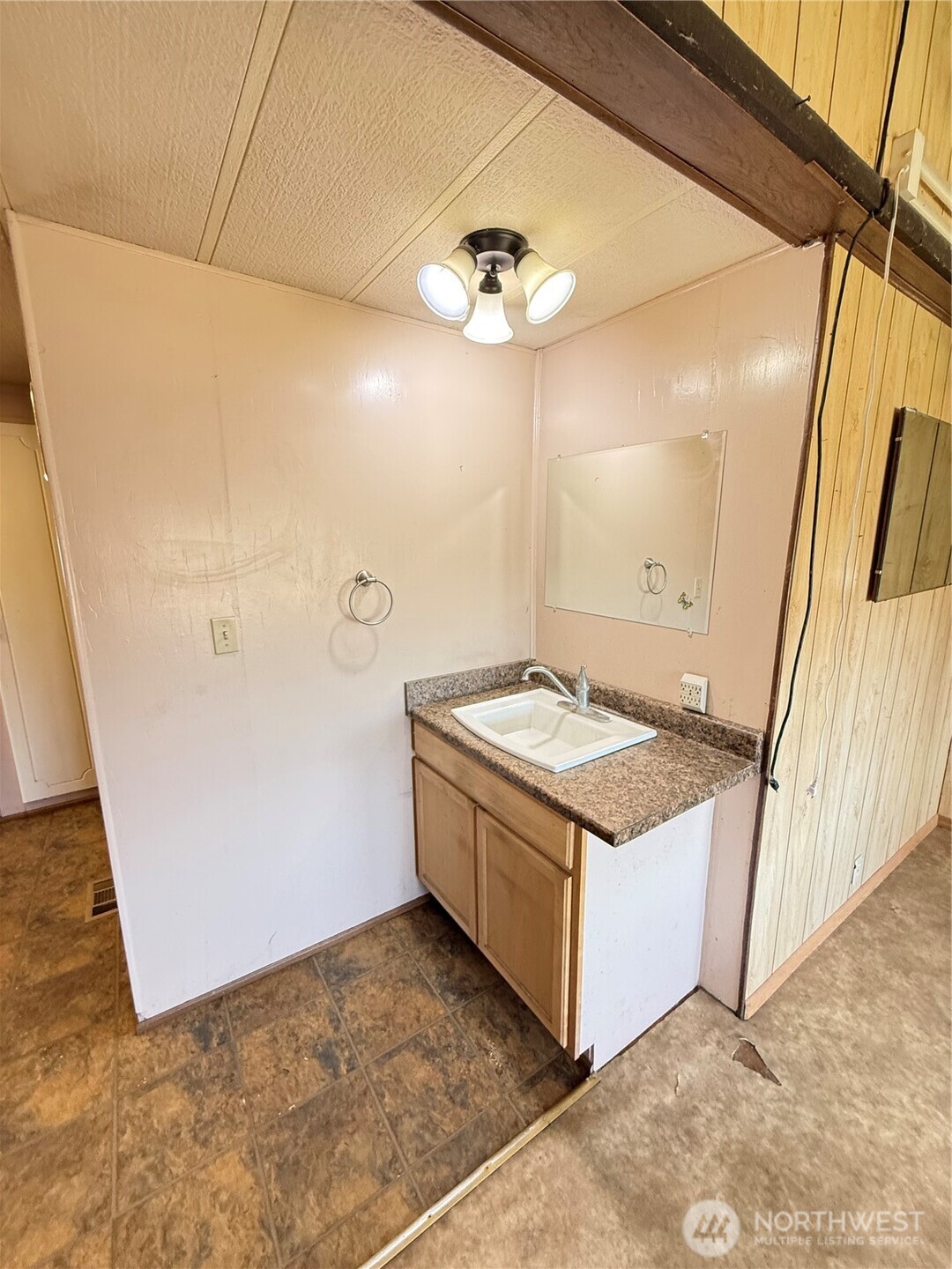 24 Hubbert Road Omak, WA 98841 - Photo 34 of 40 Gallery Image 34