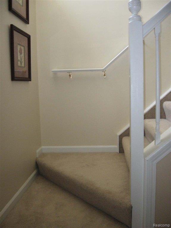2715 Laurel Ridge Lane Howell, MI 48843 - Photo 8 of 16 img10.1337304312.jpg