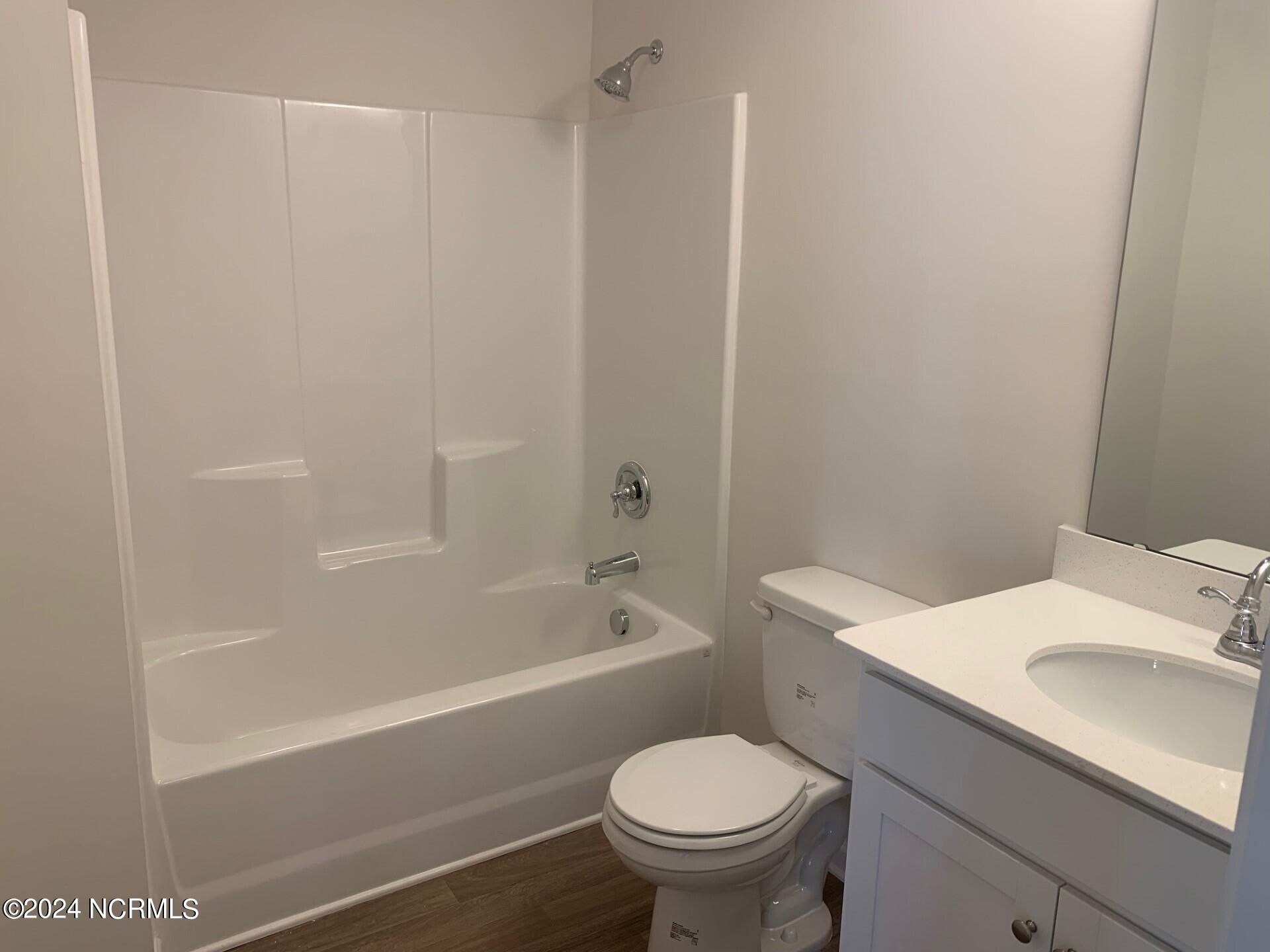 231 Cougar Road Boiling Spring Lakes, NC 28461 - Photo 4 of 11 Highland main bath