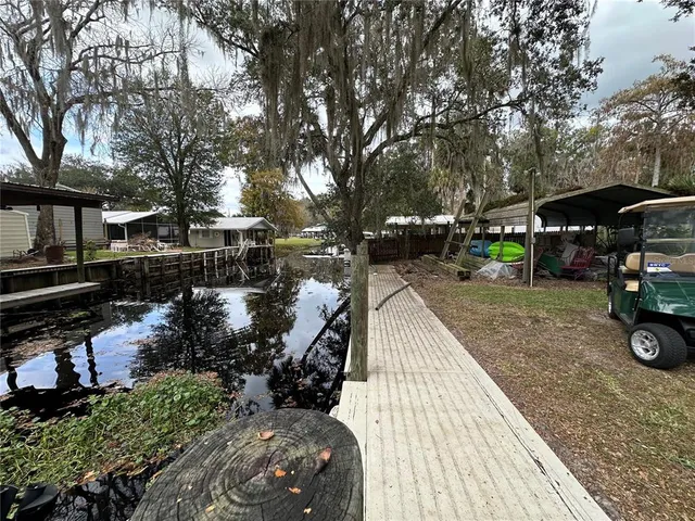 $2,250 | 56315 Hickory Road, Astor, FL 32102
