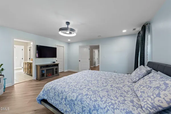 $850,000 | 619 Laurel Berry Court, Apex, NC 27523