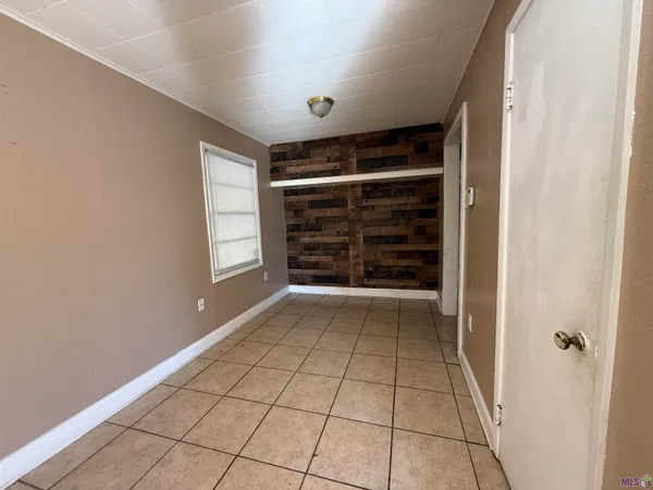 $135,000 | 10663 North Harvey Drive, Baton Rouge, LA 70815