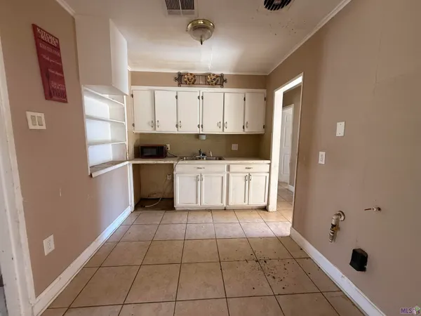 $135,000 | 10663 North Harvey Drive, Baton Rouge, LA 70815