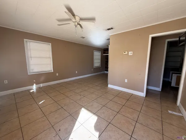 $135,000 | 10663 North Harvey Drive, Baton Rouge, LA 70815