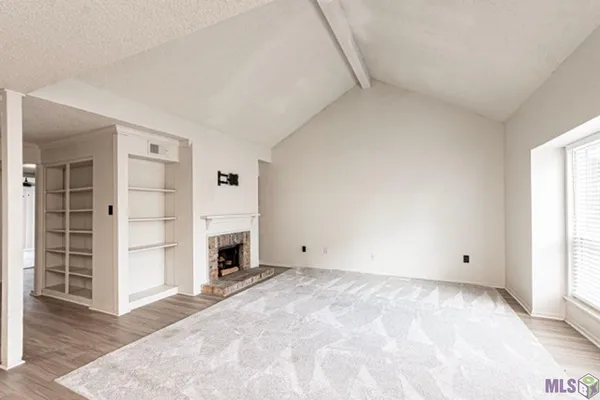 $1,350 | 8155 Jefferson Highway, Unit 705, Baton Rouge, LA 70809