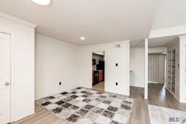 $1,350 | 8155 Jefferson Highway, Unit 705, Baton Rouge, LA 70809