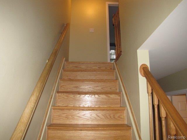 165 Coachlamp Road Rochester, MI 48306 - Photo 11 of 18 IMG_9163