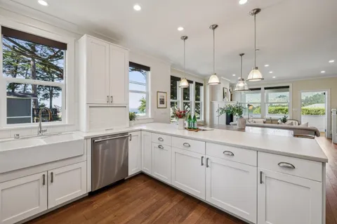 $1,598,000 | 505 6th Street, Montara, CA 94037