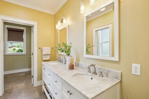 $1,598,000 | 505 6th Street, Montara, CA 94037