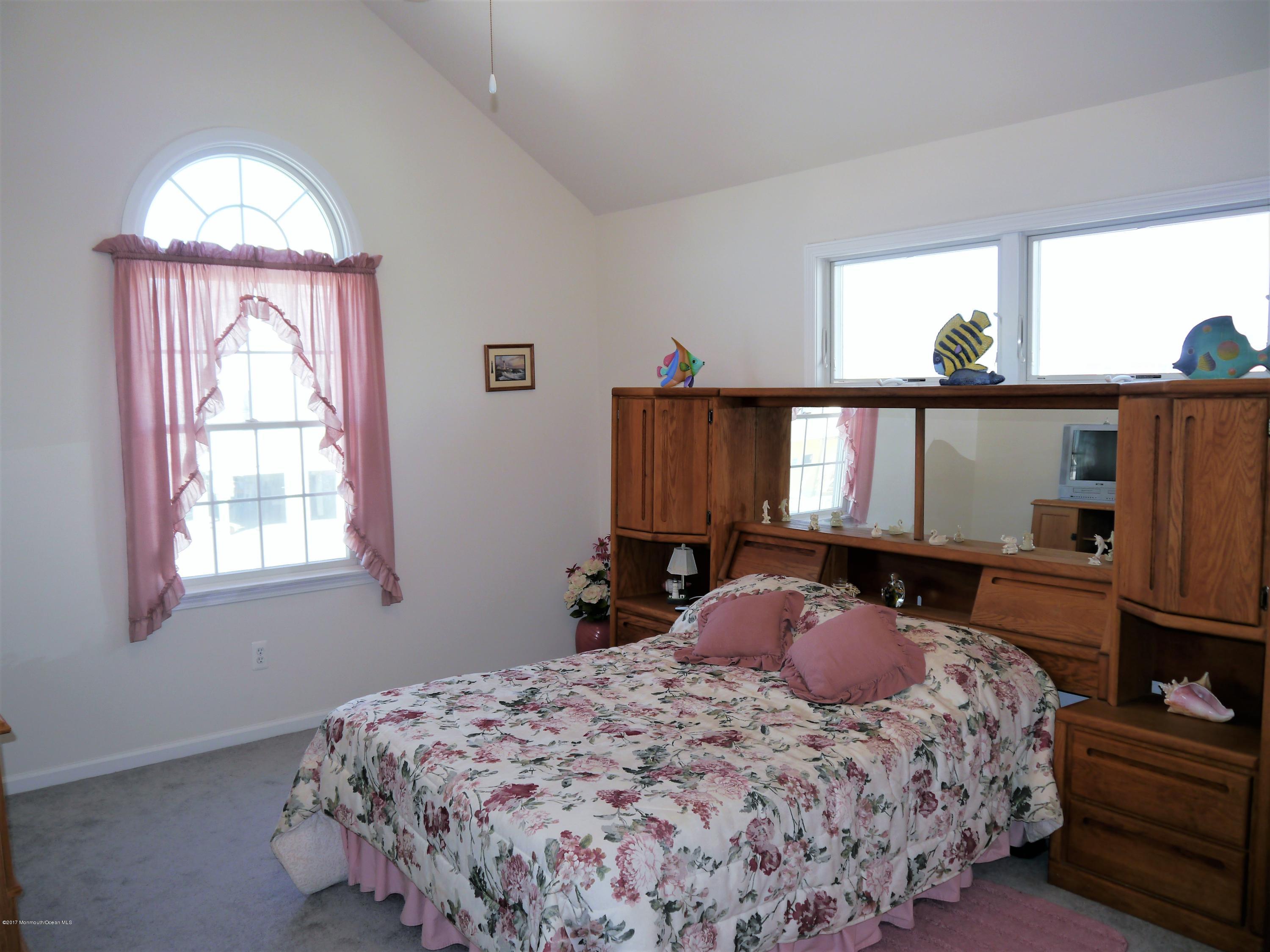 39 Tarpon Road Tuckerton, NJ 08087 - Photo 22 of 29 P1040264