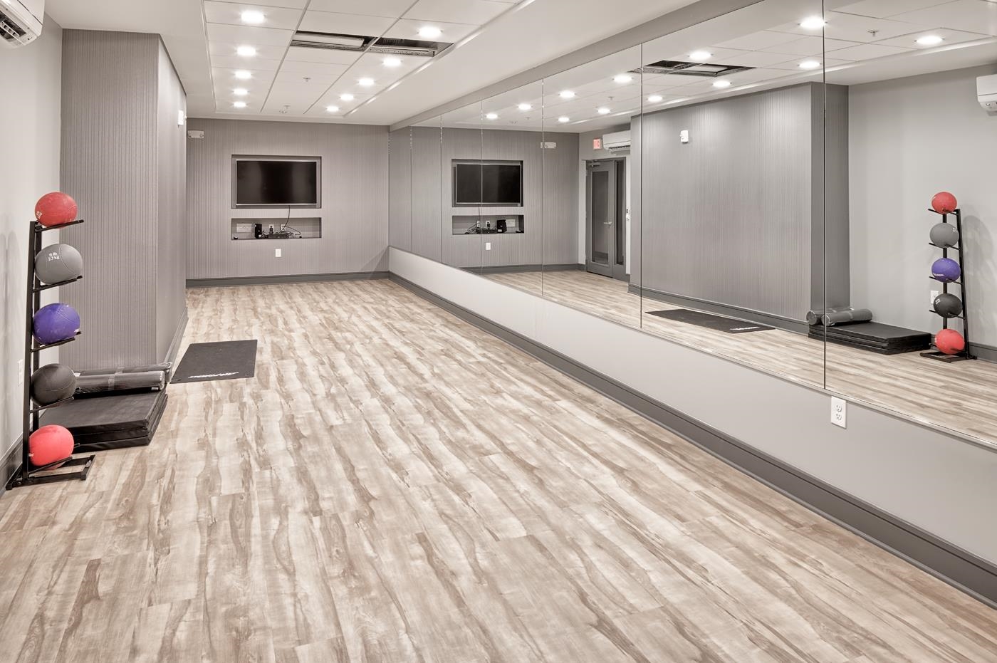 1450 Washington Street, Unit 609 Hoboken, NJ 07030 - Photo 19 of 30 a view of empty room