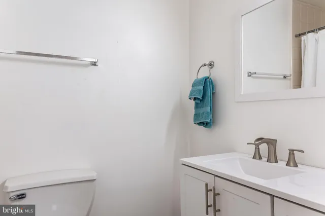 $137,500 | 8 Cloverwood Court, Unit 303, Essex, MD 21221