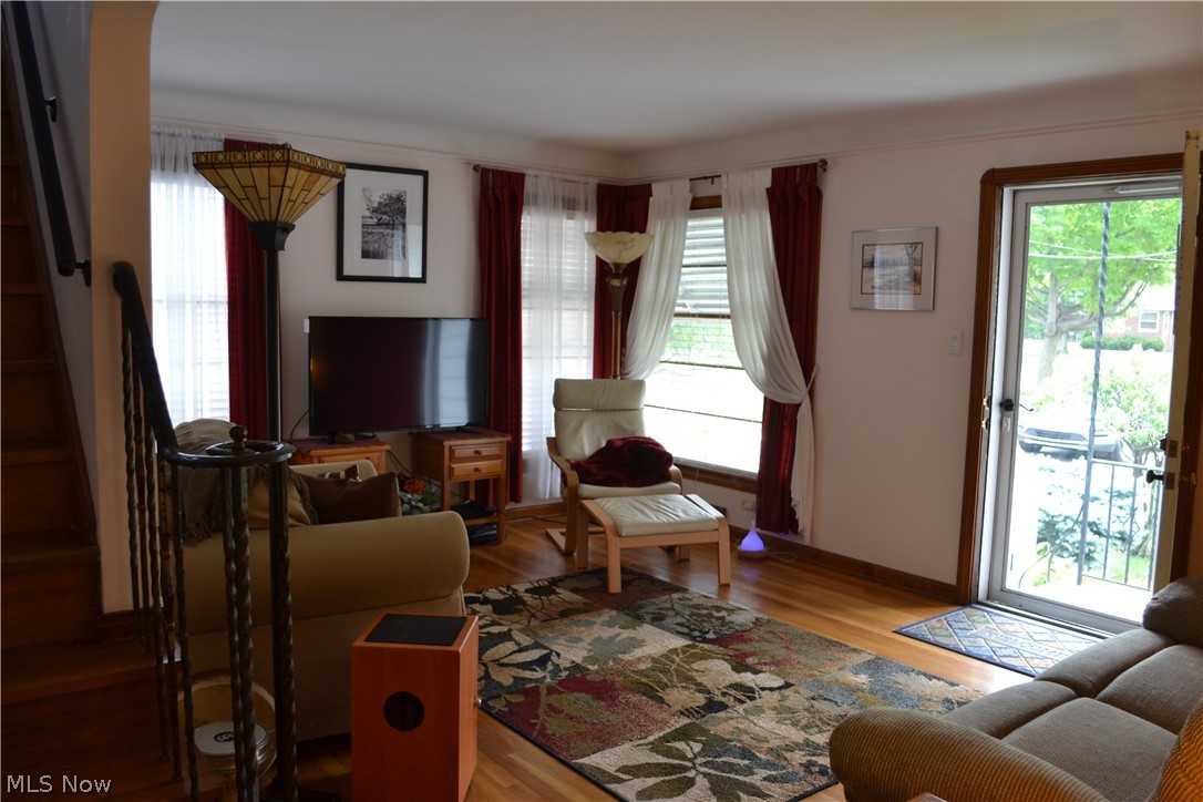 6814 York Road Cleveland, OH 44130 - Photo 6 of 26 Gallery Image 6