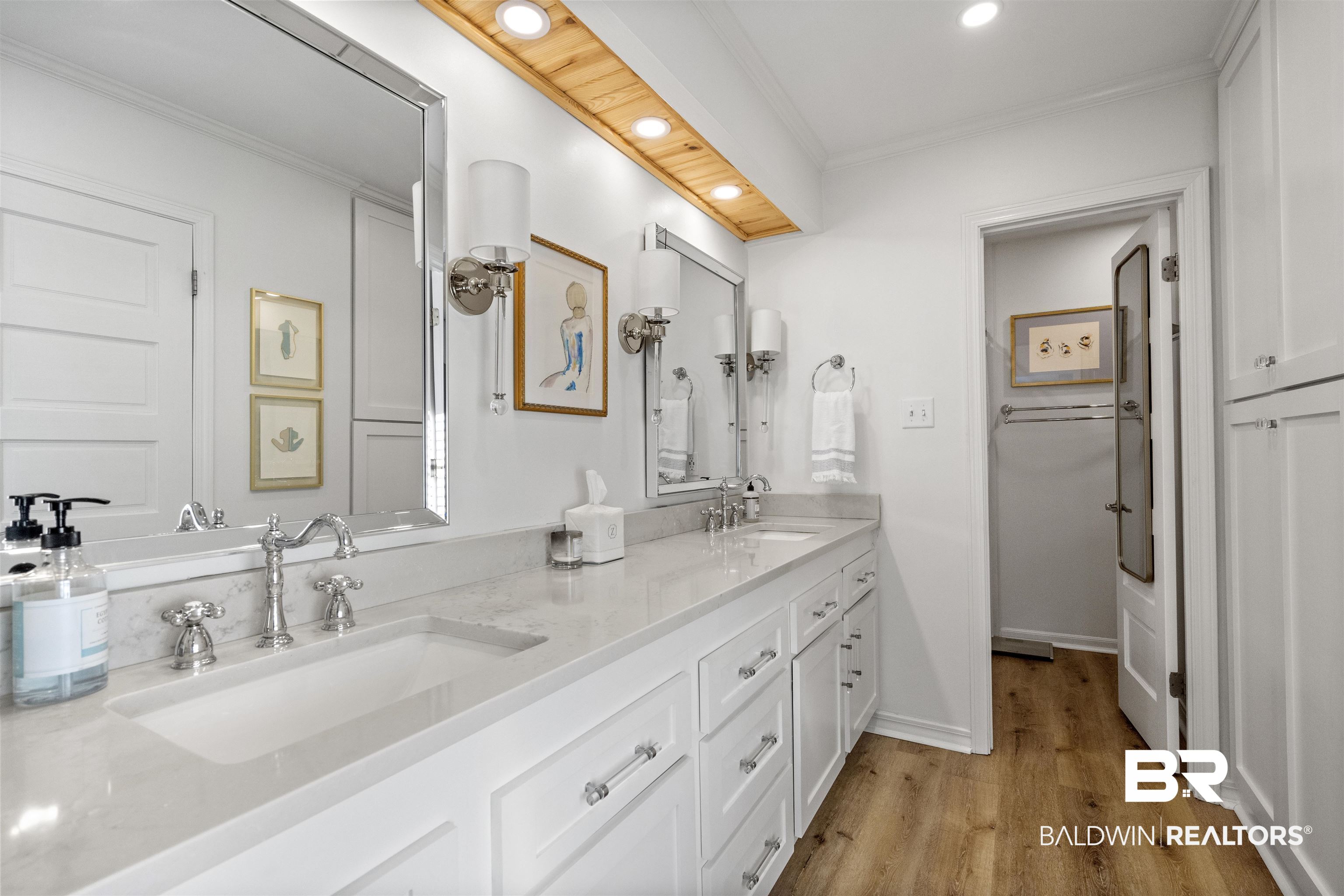 417 Patlynn Drive Fairhope, AL 36532 - Photo 16 of 29 Primary Double Sinks.