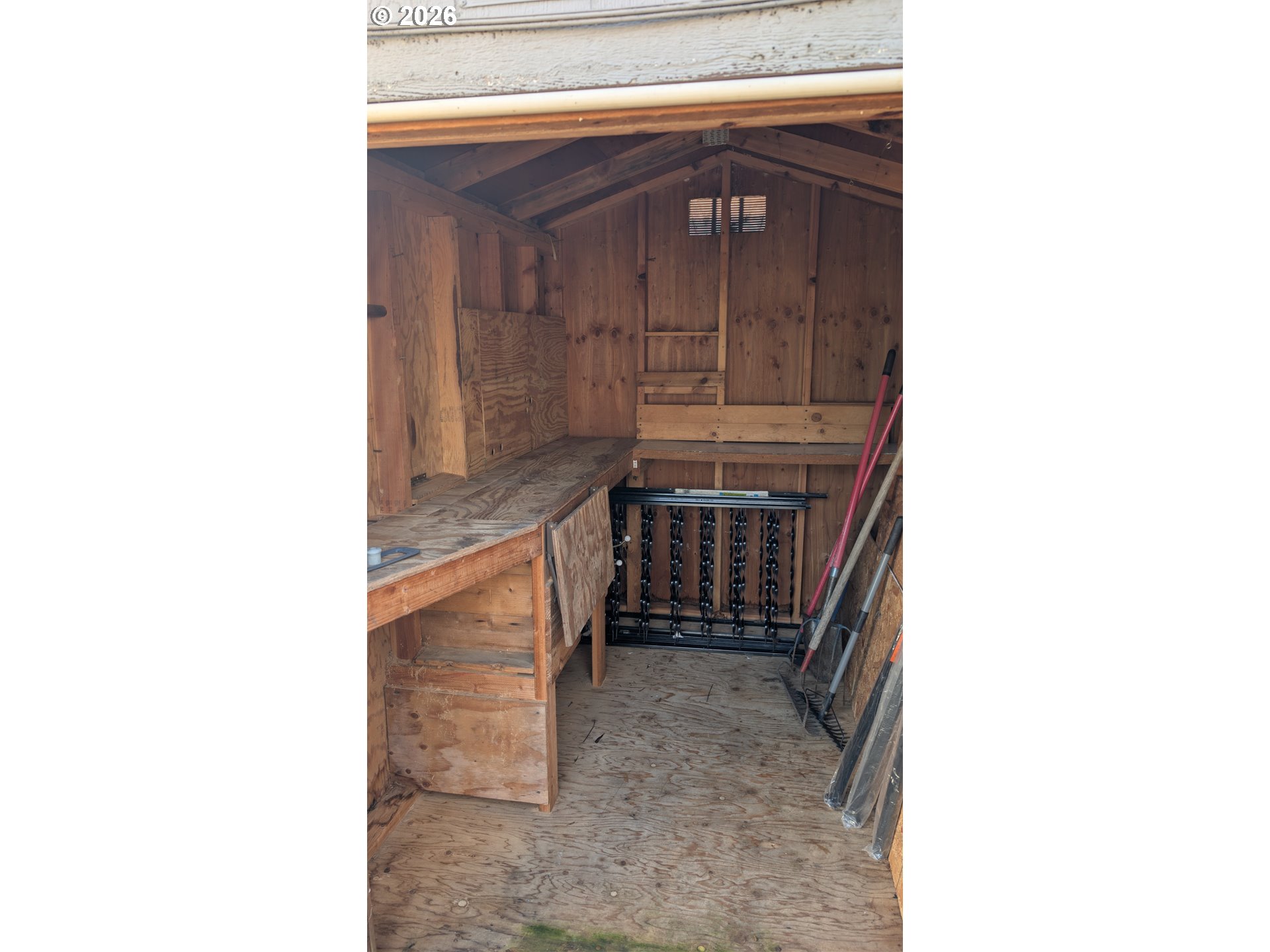 3203 Southeast Vineyard Road, Unit 12 Milwaukie, OR 97267 - Photo 17 of 20 a view of a garage