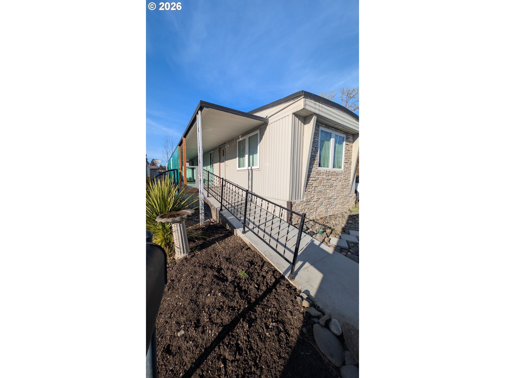 3203 Southeast Vineyard Road, Unit 12 Milwaukie, OR 97267 - Photo 2 of 20 a view of entryway