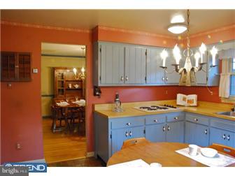 415 Covered Bridge Road Cherry Hill, NJ 08034 - Photo 7 of 12 Kitchen
