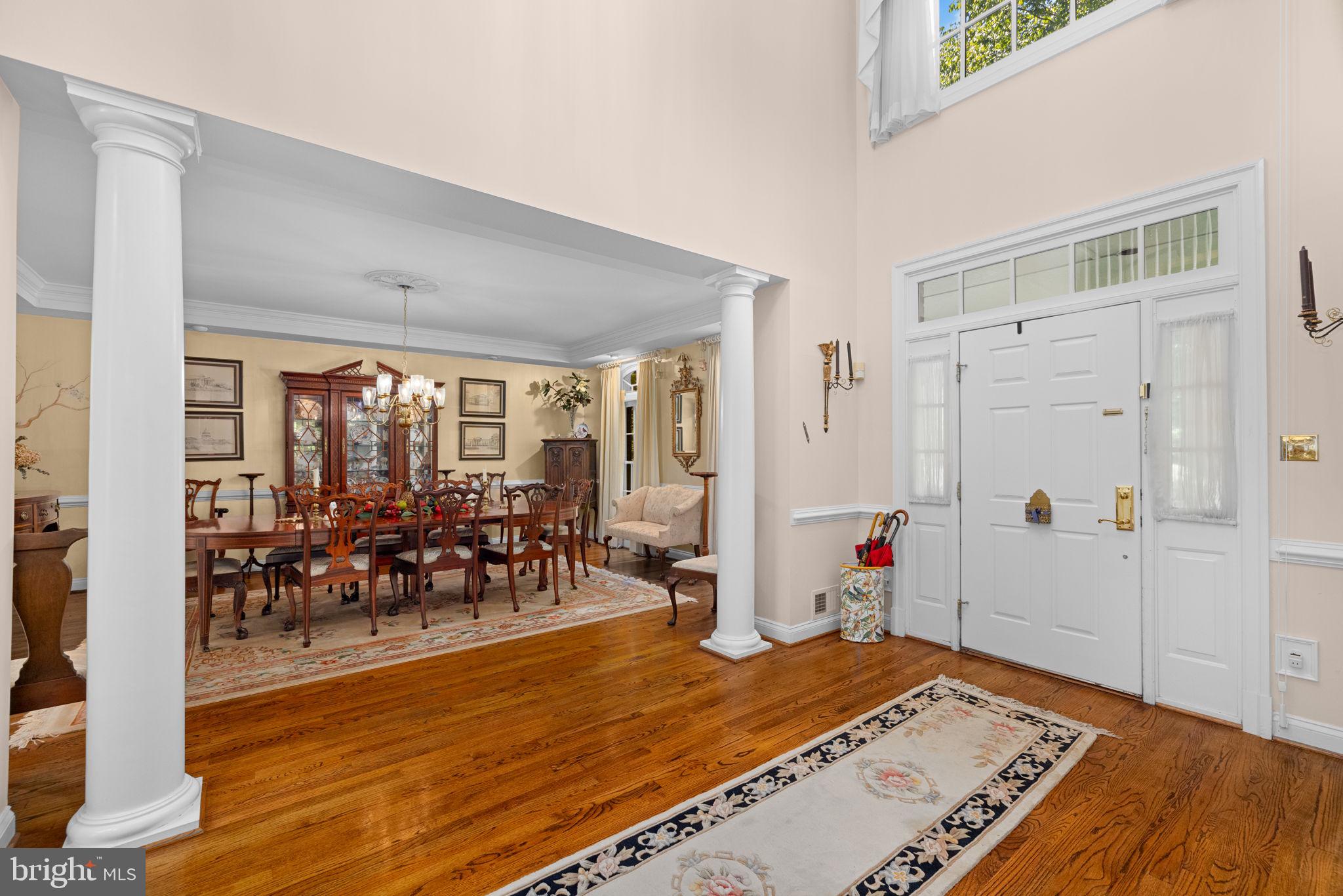 897 Chinquapin Road McLean, VA 22102 - Photo 19 of 66 a bed room with a bed and a table