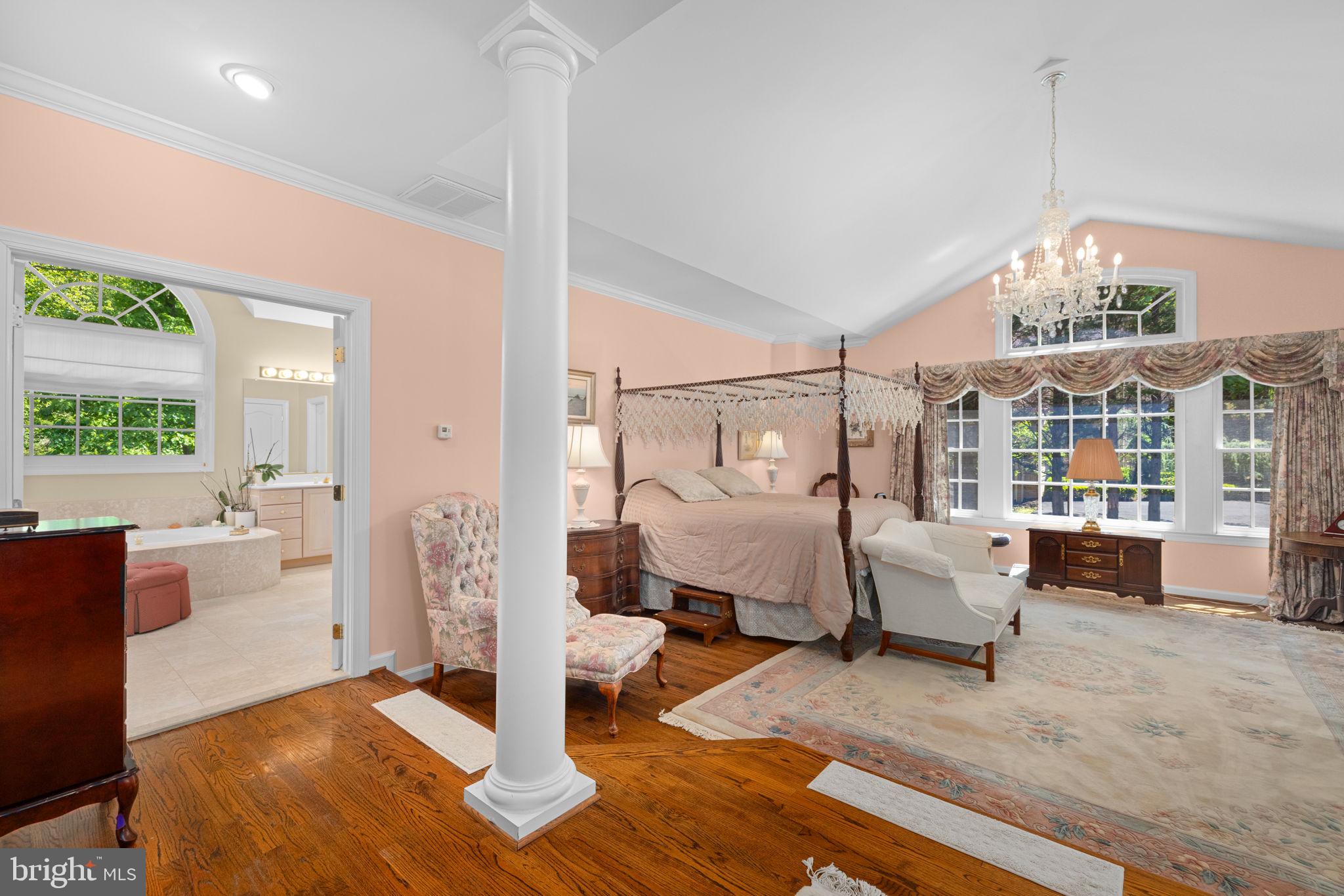 897 Chinquapin Road McLean, VA 22102 - Photo 39 of 66 Primary Bedroom