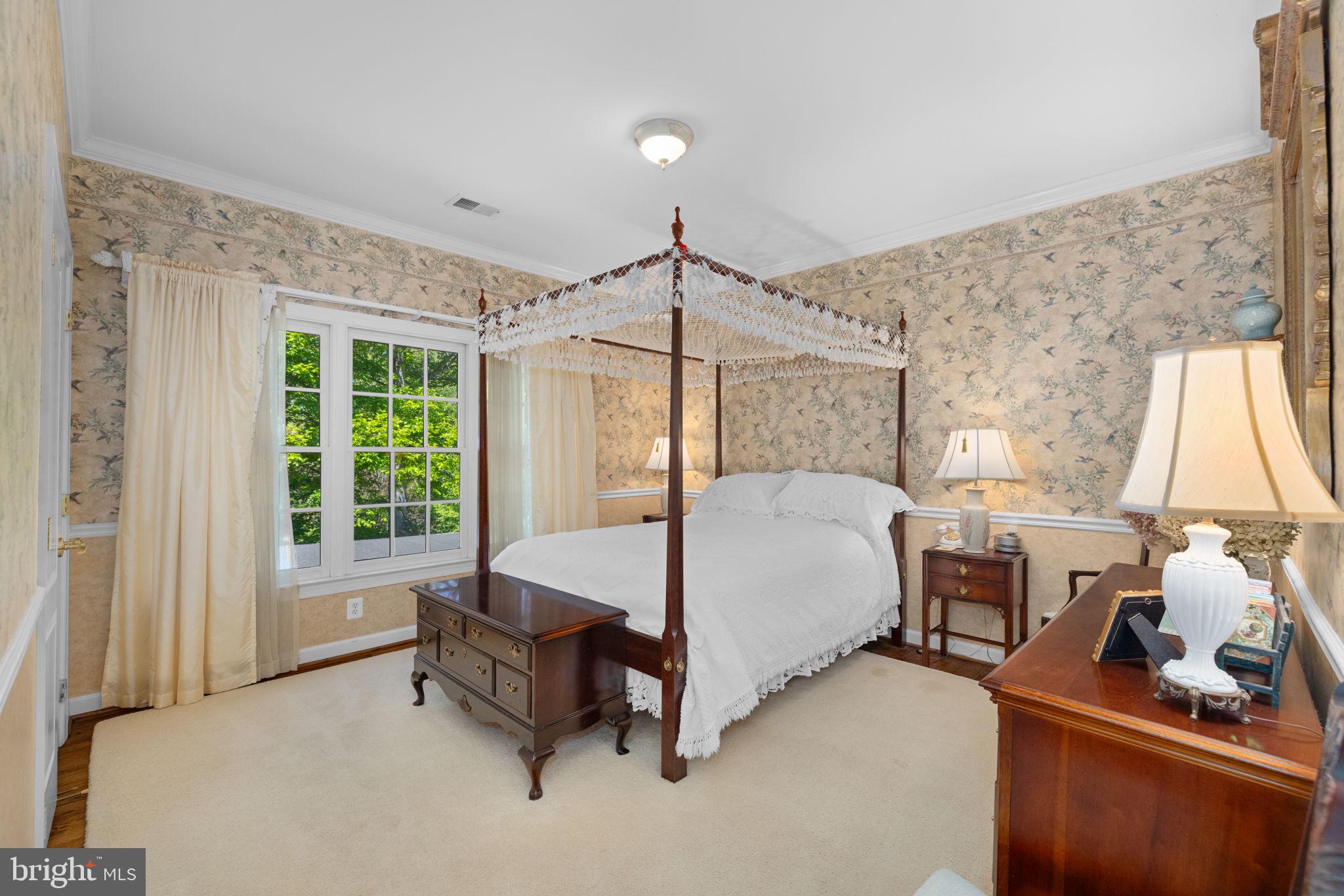 897 Chinquapin Road McLean, VA 22102 - Photo 45 of 66 a bed room with a bed and a window