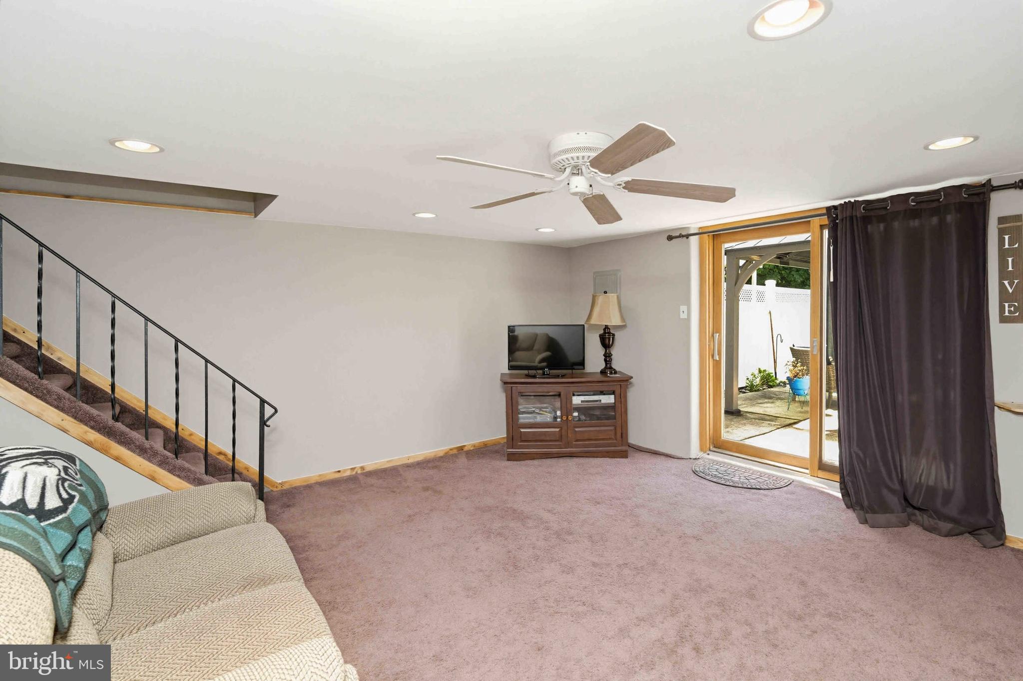 11849 Sewell Road Philadelphia, PA 19116 - Photo 31 of 42 Gallery Image 31