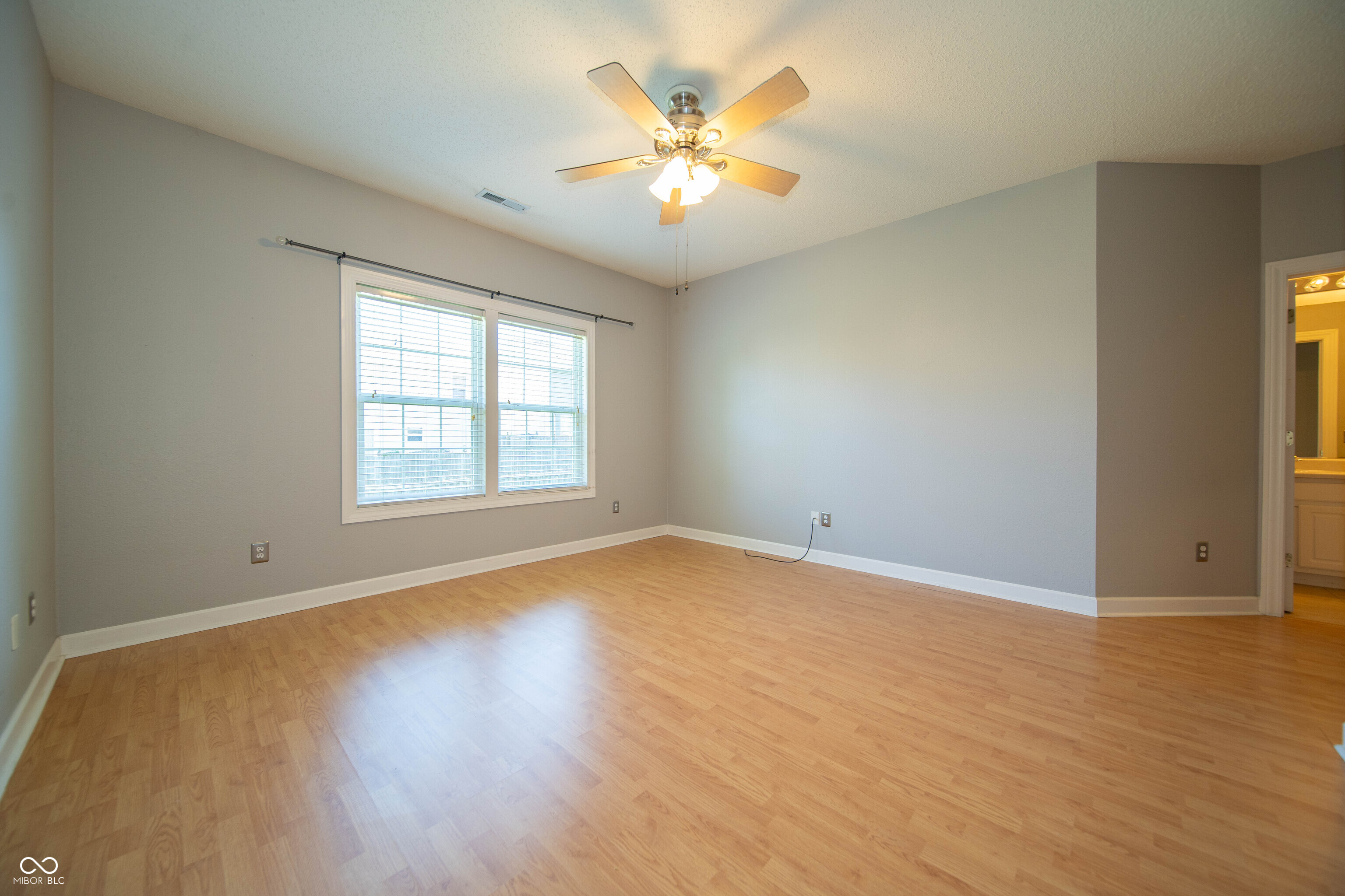 11044 Schoolhouse Road Fishers, IN 46037 - Photo 24 of 32
