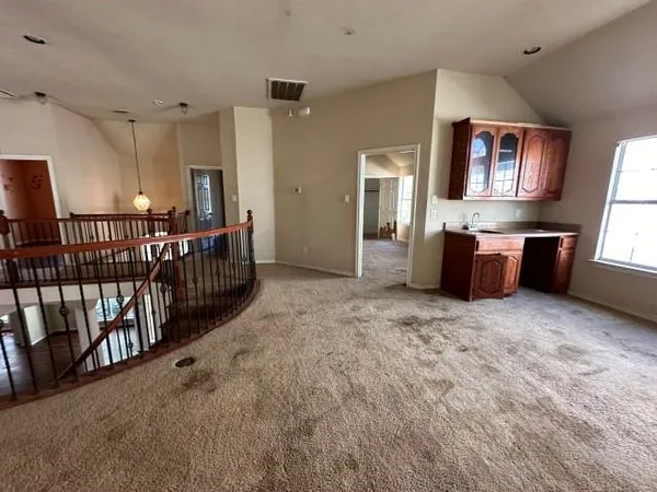 $350,000 | 212 Paradise Way, Red Oak, TX 75154