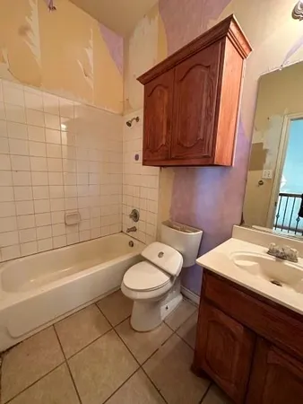 $350,000 | 212 Paradise Way, Red Oak, TX 75154