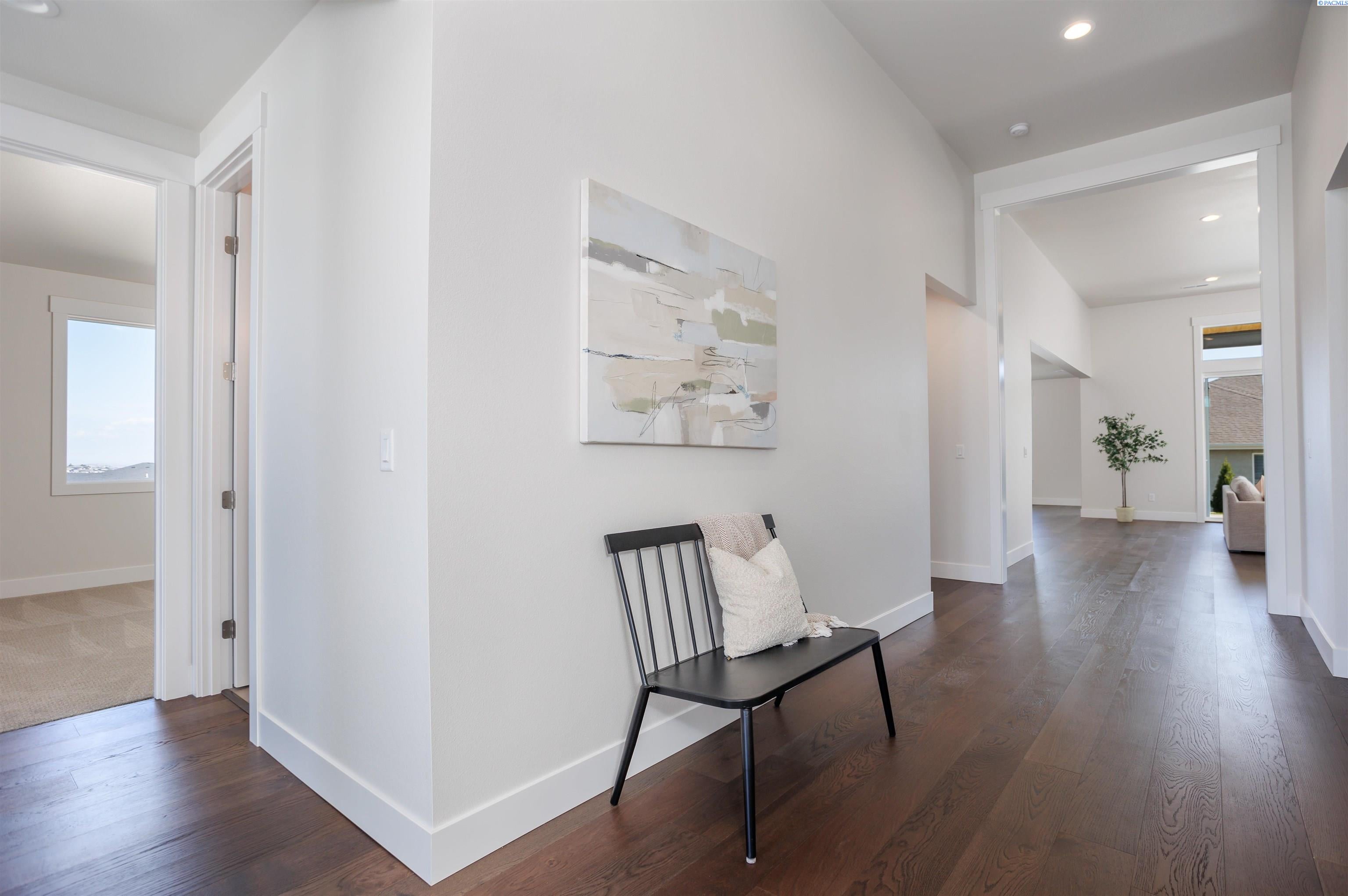 4865 South Reed Street Kennewick, WA 99337 - Photo 3 of 42 Gallery Image 3