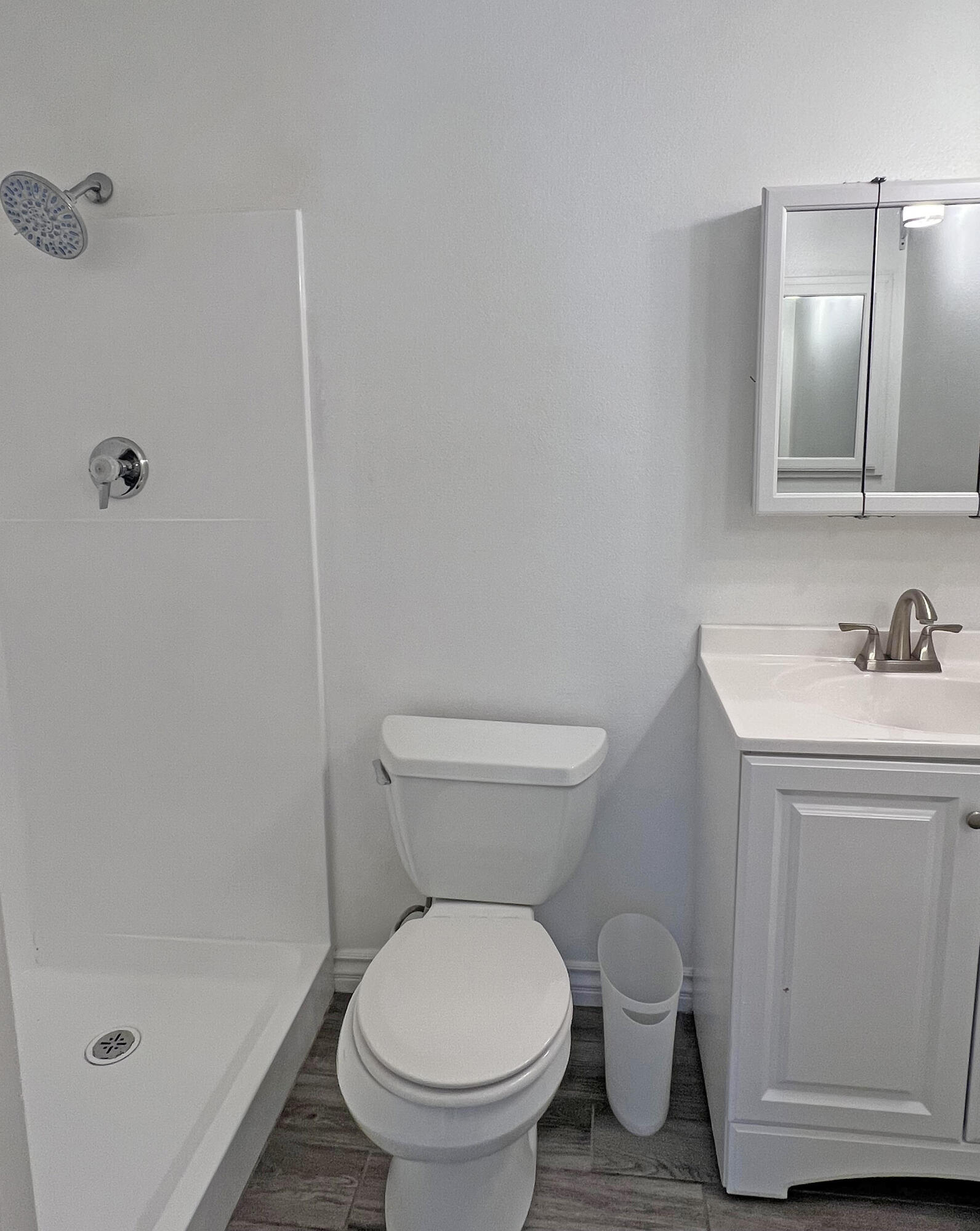 361 Northgate Drive, Unit D Goleta, CA 93117 - Photo 13 of 22 a bathroom with a sink a toilet and shower