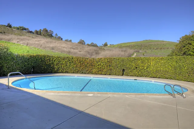 $825,000 | 361 Northgate Drive, Unit D, Goleta, CA 93117