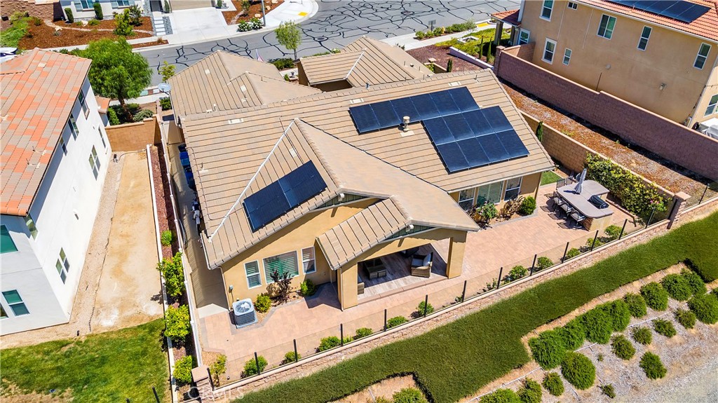 33303 Barmetta Lane Temecula, CA 92592 - Photo 39 of 46 an aerial view of a house